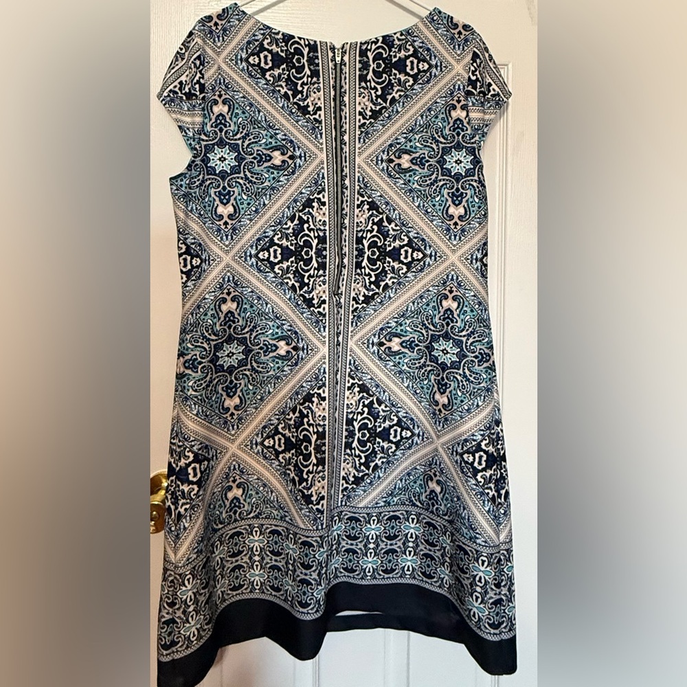 Tiana B Sheath Dress Women’s Size 16 Geometric Tile Print Cap Sleeve Career - Picture 6 of 7